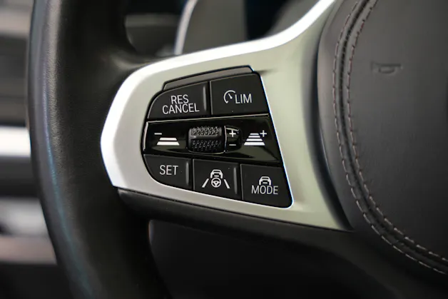 BMW X5 xDrive M50d Steptronic *CH-Fahrzeug* *Pano* *HuD* *Laser*