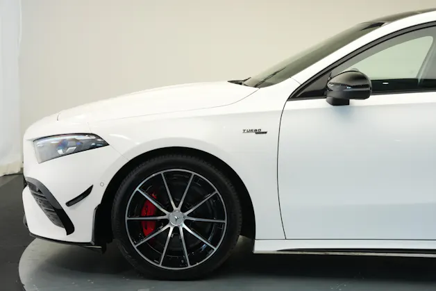MERCEDES-BENZ A AMG 35 4Matic+ 8G-DCT *Performance Sitze* *Facelift*