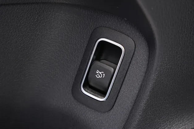 MERCEDES-BENZ A AMG 35 4Matic+ 8G-DCT *Performance Sitze* *Facelift*
