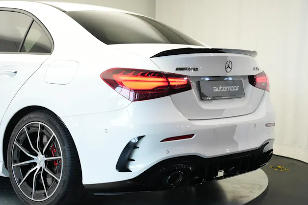 MERCEDES-BENZ A AMG 35 4Matic+ 8G-DCT *Performance Sitze* *Facelift*