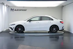 MERCEDES-BENZ A AMG 35 4Matic+ 8G-DCT *Performance Sitze* *Facelift*