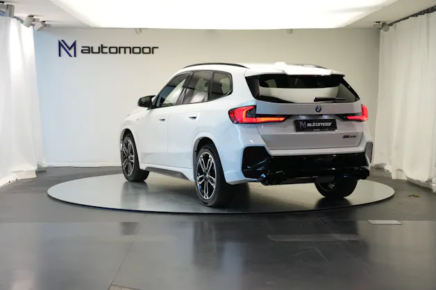 BMW X1 xDrive M35i *LED* *Komfortzugang*