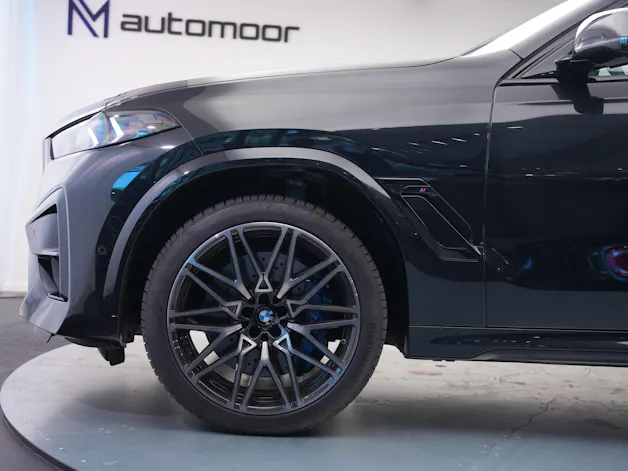 BMW X6M Steptronic M Competition *CH-Fahrzeug* *Carbon* *B&W*