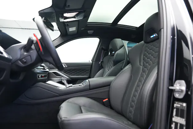 BMW X6M Steptronic M Competition *CH-Fahrzeug* *Carbon* *B&W*