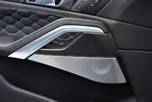 BMW X6M Steptronic M Competition *CH-Fahrzeug* *Carbon* *B&W*