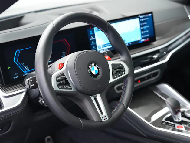 BMW X6M Steptronic M Competition *CH-Fahrzeug* *Carbon* *B&W*