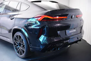 BMW X6M Steptronic M Competition *CH-Fahrzeug* *Carbon* *B&W*