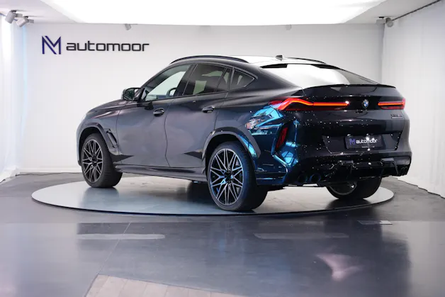 BMW X6M Steptronic M Competition *CH-Fahrzeug* *Carbon* *B&W*