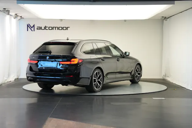 BMW 520d xDrive 48V Touring M Sport Steptronic