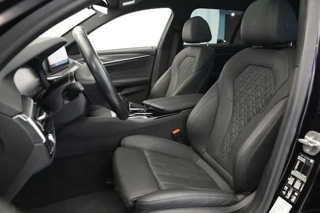 BMW 520d xDrive 48V Touring M Sport Steptronic