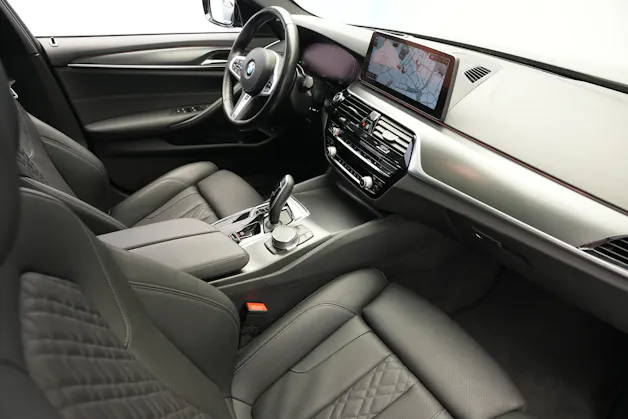 BMW 520d xDrive 48V Touring M Sport Steptronic