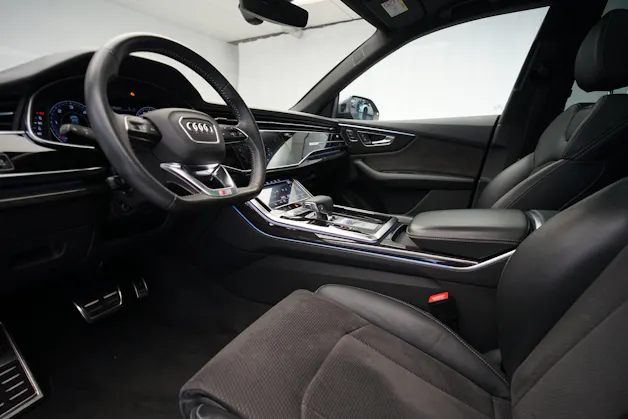 AUDI Q8 50 TDI quattro tiptronic *ABT Tuning* *CH-Fahrzeug*