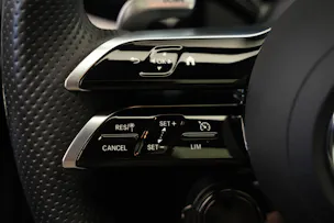MERCEDES-BENZ A AMG 35 4Matic+ 8G-DCT *CH-Fahrzeug* *Panorama* *HuD* *Burmester*