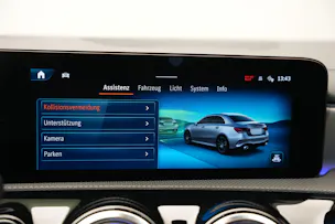 MERCEDES-BENZ A AMG 35 4Matic+ 8G-DCT *CH-Fahrzeug* *Panorama* *HuD* *Burmester*