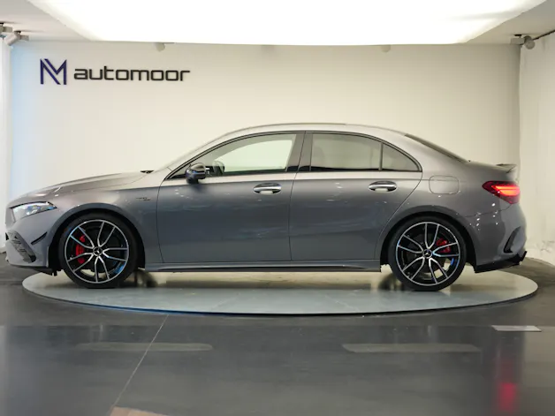MERCEDES-BENZ A AMG 35 4Matic+ 8G-DCT *CH-Fahrzeug* *Panorama* *HuD* *Burmester*