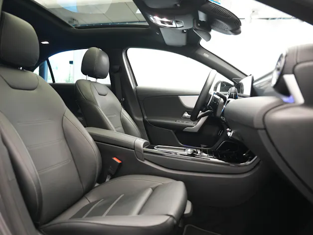 MERCEDES-BENZ A AMG 35 4Matic+ 8G-DCT *CH-Fahrzeug* *Panorama* *HuD* *Burmester*