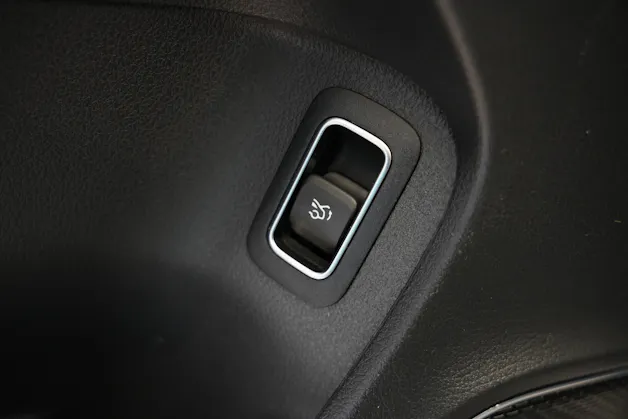 MERCEDES-BENZ A AMG 35 4Matic+ 8G-DCT *CH-Fahrzeug* *Panorama* *HuD* *Burmester*