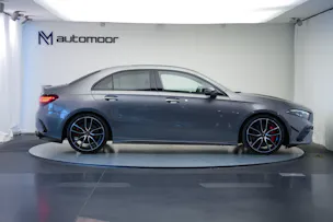 MERCEDES-BENZ A AMG 35 4Matic+ 8G-DCT *CH-Fahrzeug* *Panorama* *HuD* *Burmester*