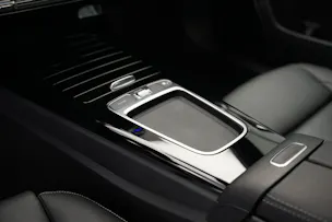 MERCEDES-BENZ A AMG 35 4Matic+ 8G-DCT *CH-Fahrzeug* *Panorama* *HuD* *Burmester*