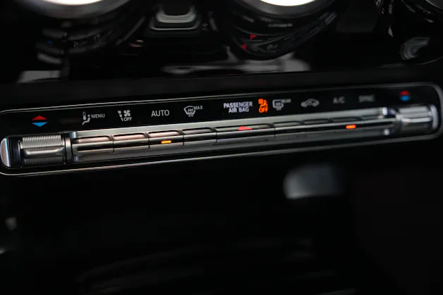 MERCEDES-BENZ A AMG 35 4Matic+ 8G-DCT *CH-Fahrzeug* *Panorama* *HuD* *Burmester*