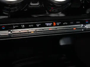 MERCEDES-BENZ A AMG 35 4Matic+ 8G-DCT *CH-Fahrzeug* *Panorama* *HuD* *Burmester*