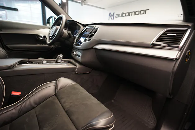 VOLVO XC90 T8 eAWD PluginHybrid R-Design Geartronic *Gratisservice* *7 Plätze*