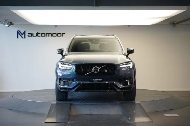 VOLVO XC90 T8 eAWD PluginHybrid R-Design Geartronic *Gratisservice* *7 Plätze*