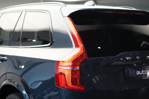 VOLVO XC90 T8 eAWD PluginHybrid R-Design Geartronic *Gratisservice* *7 Plätze*