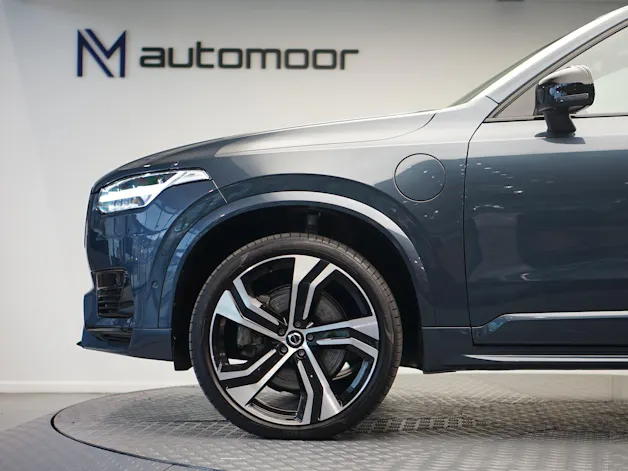 VOLVO XC90 T8 eAWD PluginHybrid R-Design Geartronic *Gratisservice* *7 Plätze*