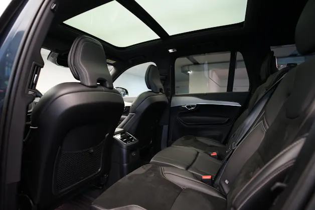VOLVO XC90 T8 eAWD PluginHybrid R-Design Geartronic *Gratisservice* *7 Plätze*