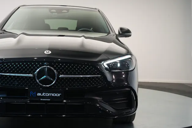MERCEDES-BENZ C 300e 4Matic AMG Line *CH-Fahrzeug*