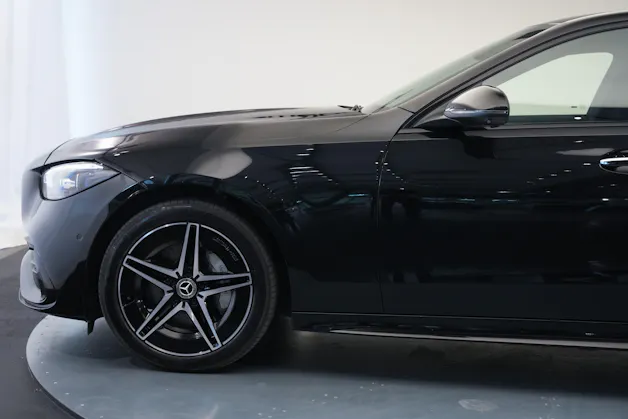 MERCEDES-BENZ C 300e 4Matic AMG Line *CH-Fahrzeug*