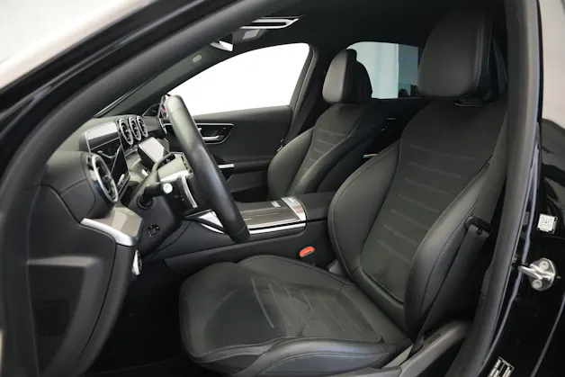 MERCEDES-BENZ C 300e 4Matic AMG Line *CH-Fahrzeug*