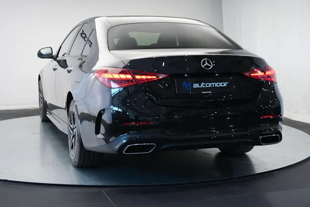 MERCEDES-BENZ C 300e 4Matic AMG Line *CH-Fahrzeug*