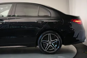MERCEDES-BENZ C 300e 4Matic AMG Line *CH-Fahrzeug*