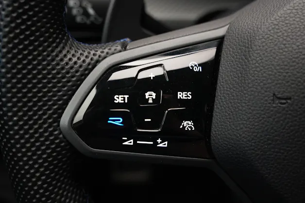 VW Golf 2.0 TSI R DSG 4Motion