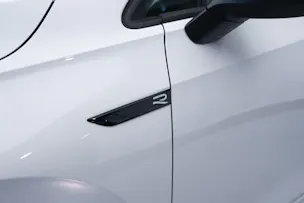 VW Golf 2.0 TSI R DSG 4Motion