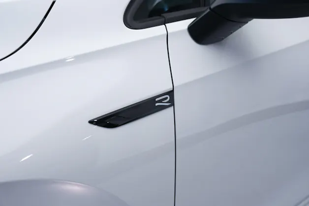 VW Golf 2.0 TSI R DSG 4Motion