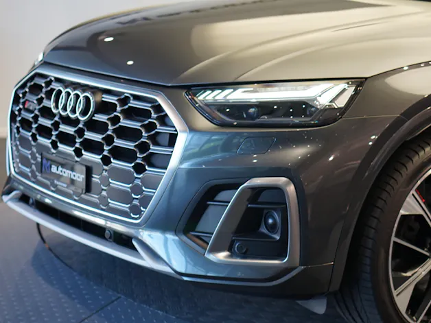 AUDI SQ5 TDI quattro tiptronic *Panorama* *Assistenzpaket*