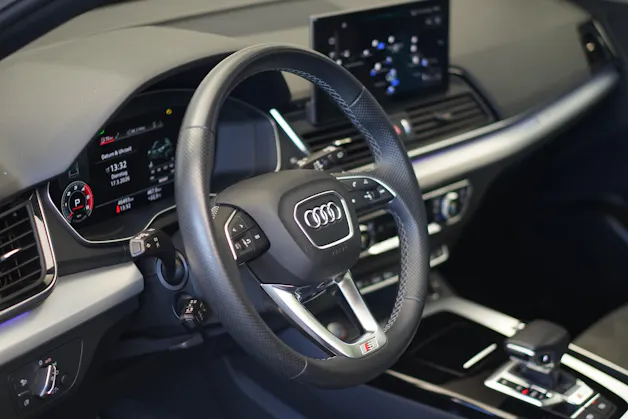 AUDI SQ5 TDI quattro tiptronic *Panorama* *Assistenzpaket*