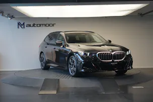 BMW 540d xDrive 48V Touring M Sport Steptronic *Panorama* *B&W* *AHK* *Carbon* *HuD*