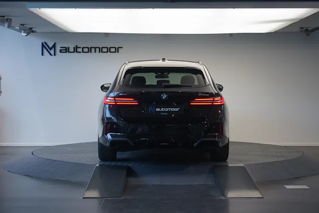 BMW 540d xDrive 48V Touring M Sport Steptronic *Panorama* *B&W* *AHK* *Carbon* *HuD*