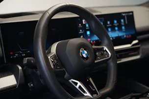 BMW 540d xDrive 48V Touring M Sport Steptronic *Panorama* *B&W* *AHK* *Carbon* *HuD*