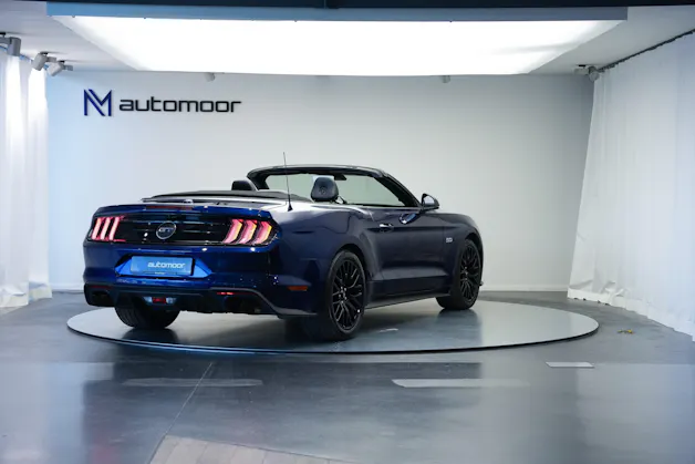 FORD Mustang Convertible 5.0 V8 GT Automat