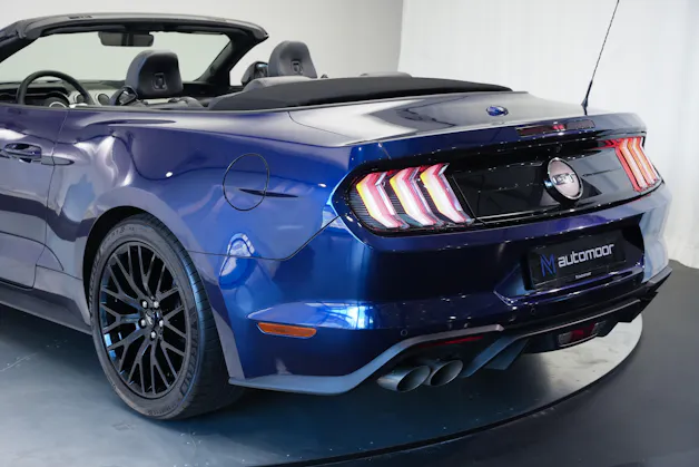 FORD Mustang Convertible 5.0 V8 GT Automat