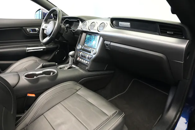 FORD Mustang Convertible 5.0 V8 GT Automat