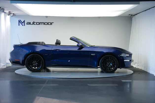 FORD Mustang Convertible 5.0 V8 GT Automat