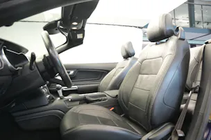FORD Mustang Convertible 5.0 V8 GT Automat
