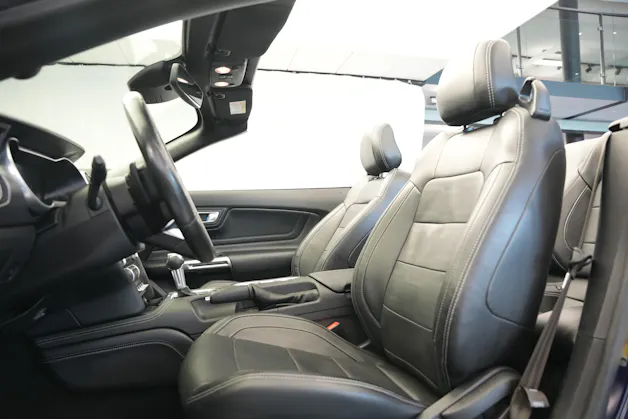 FORD Mustang Convertible 5.0 V8 GT Automat