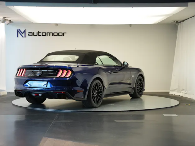 FORD Mustang Convertible 5.0 V8 GT Automat